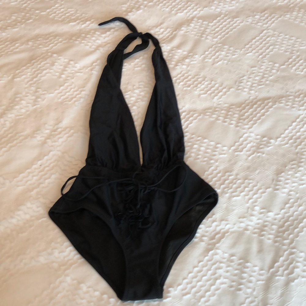 Sexy deep V bikini